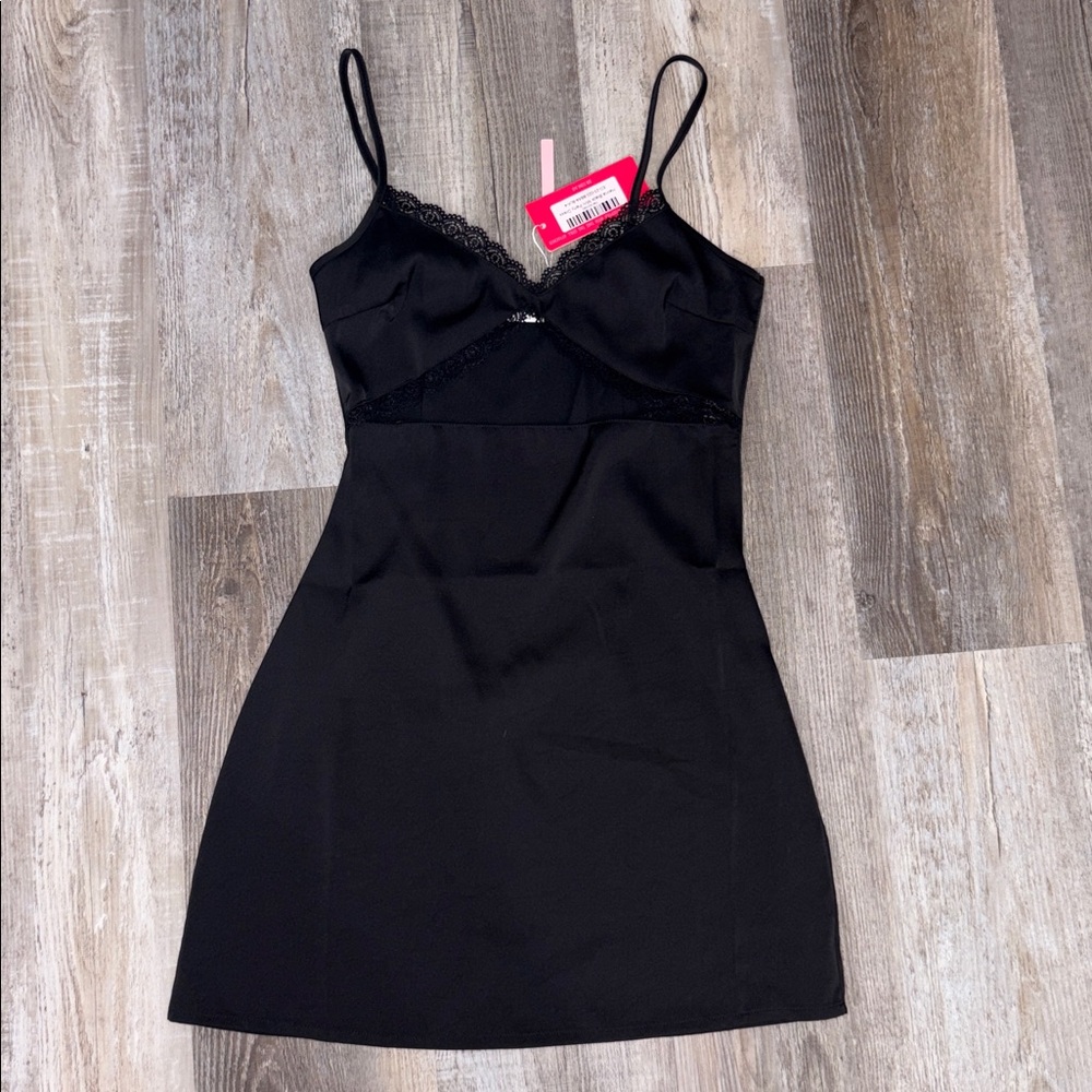 BEGINNING BOUTIQUE DRESS